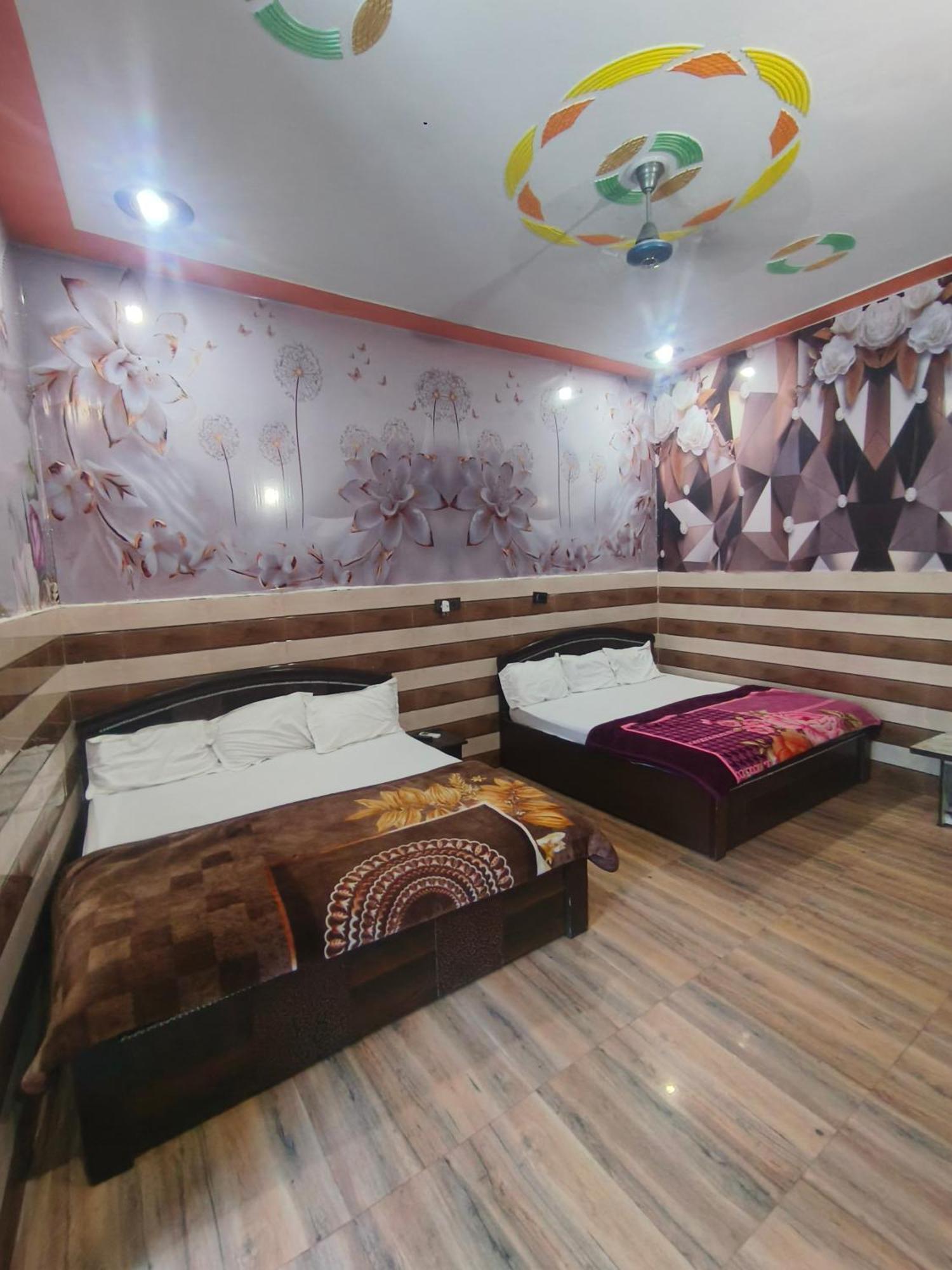 K.D.Dham-Near Prem Mandir Hotel Vrindavan Exterior photo
