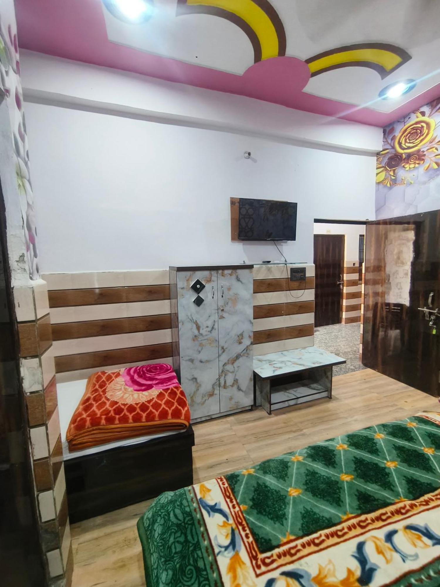 K.D.Dham-Near Prem Mandir Hotel Vrindavan Exterior photo